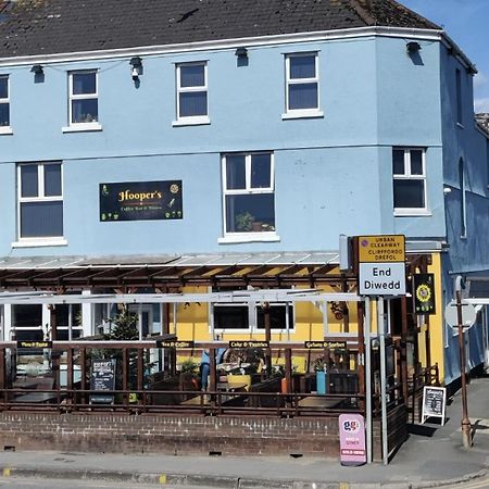Hoopers Sandy Beach Guest Rooms Swansea Bagian luar foto